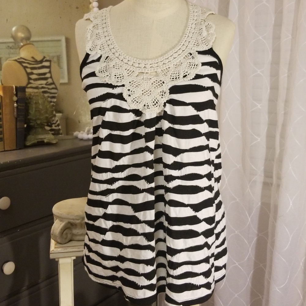 Everly Sleeveless Top